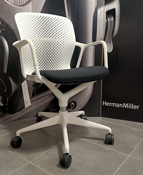 Keyn Chair - 5 stars